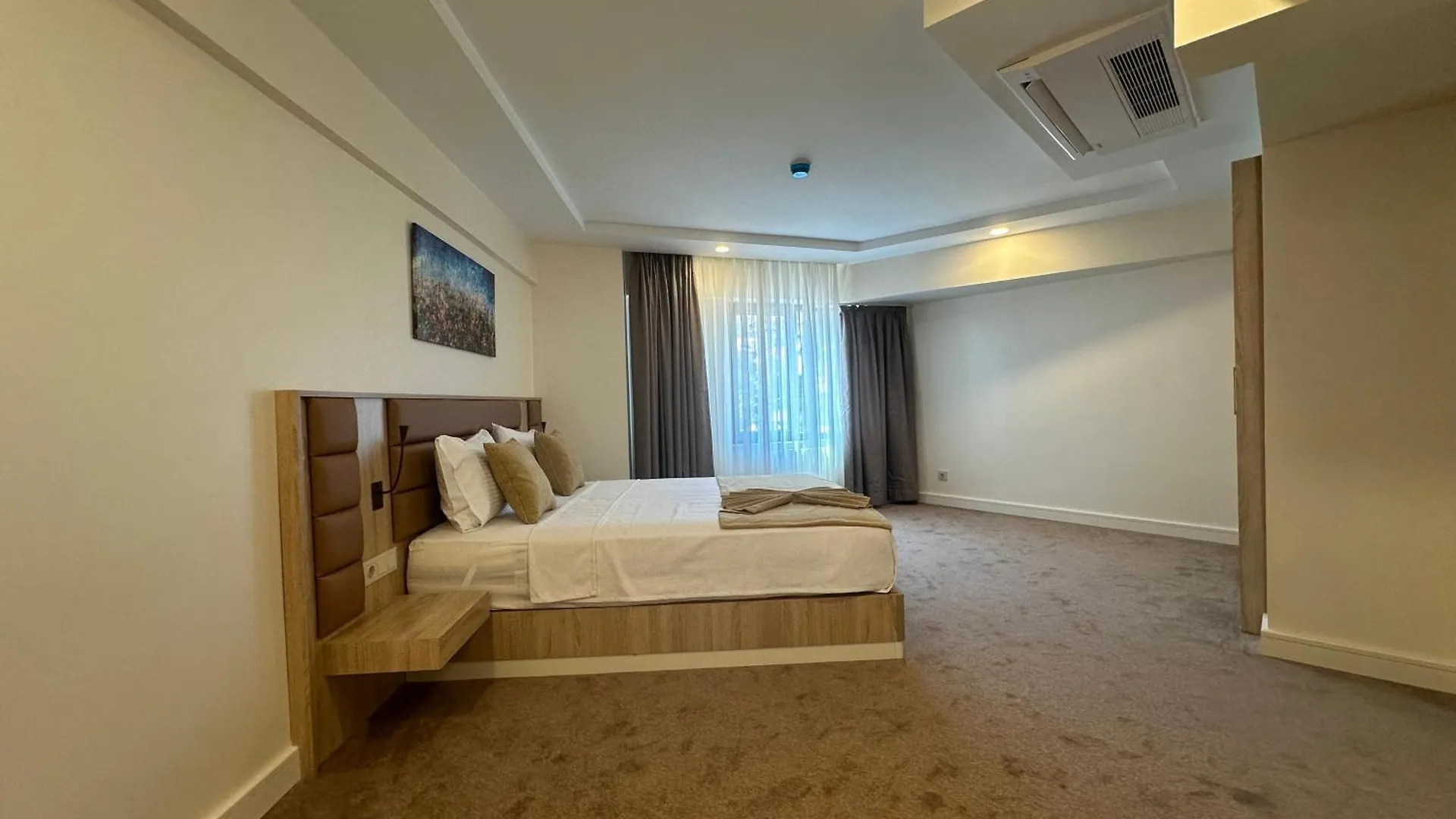 Roys Hotel & Suites Istanbul 4*,  Turkey