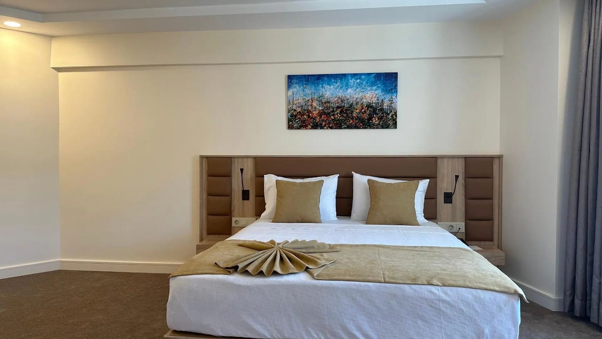 Roys Hotel & Suites Istanbul