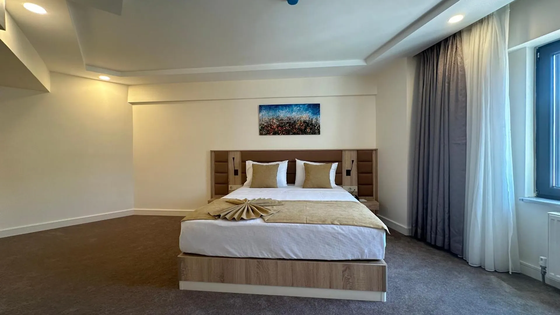 Roys Hotel & Suites Istanbul