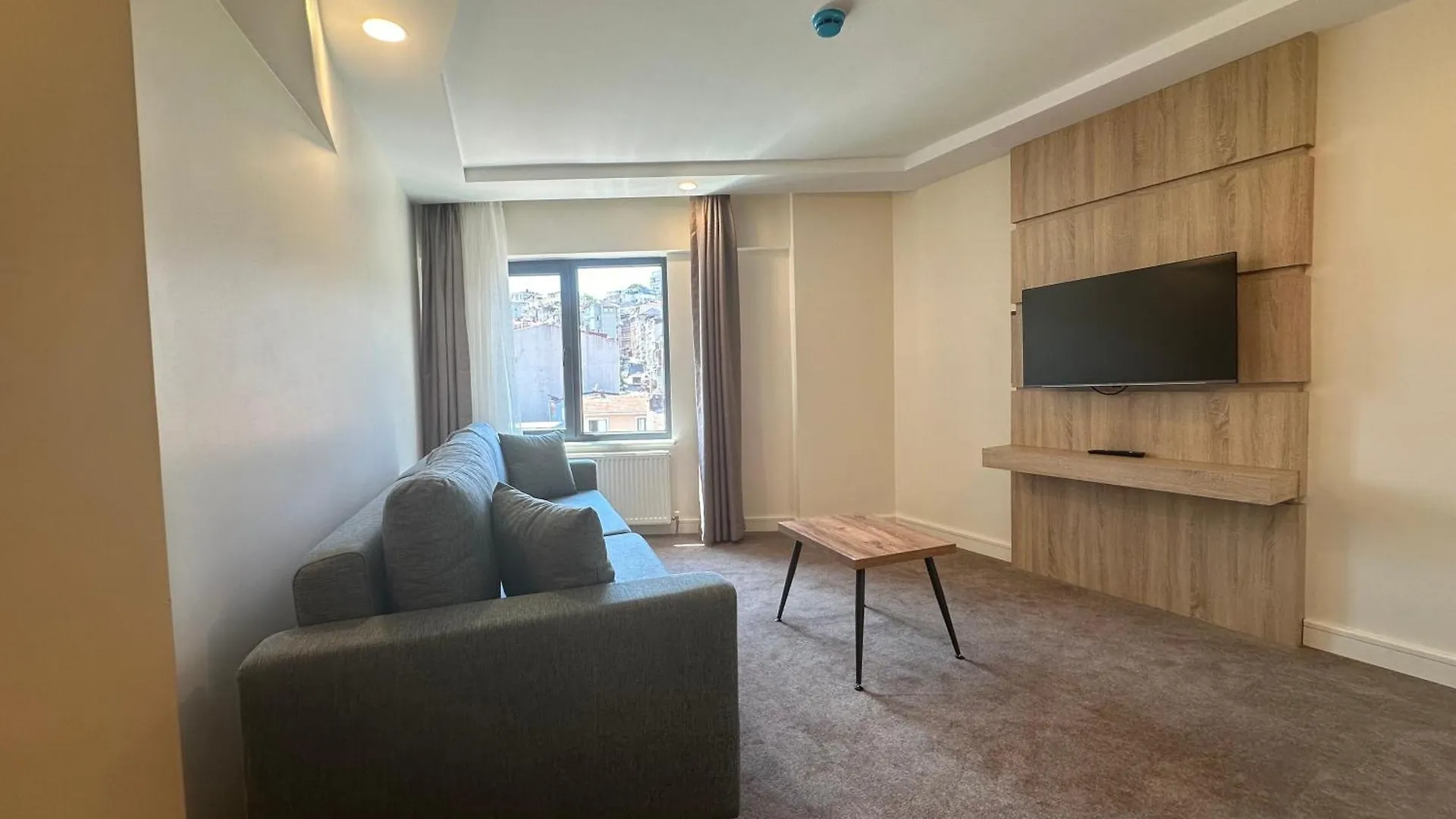 Roys Hotel & Suites Istanbul