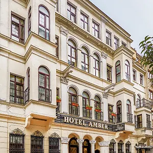 Amber & Otel