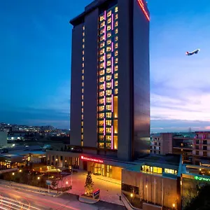 Hotel Hilton Garden Atatuerk Airport