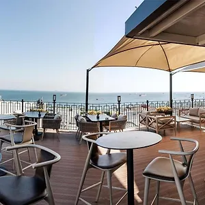 Aprilis - Special Category **** Istambul
